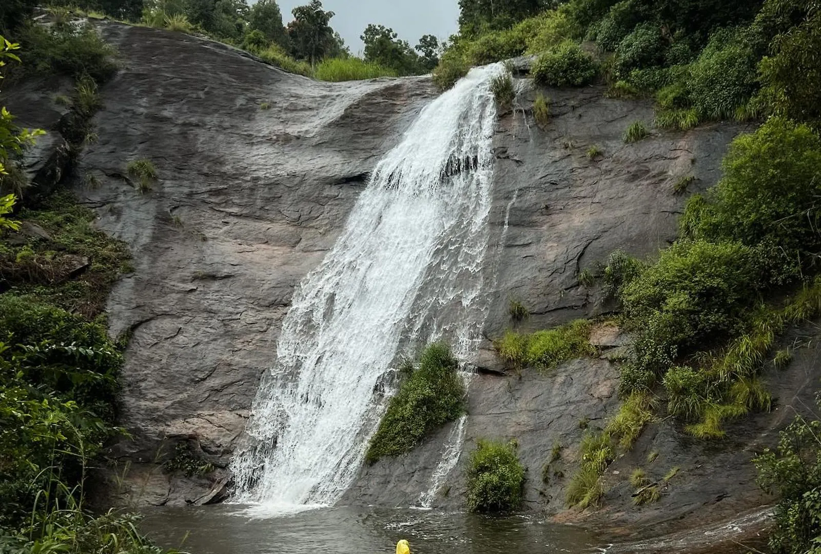 The Mudhouse Marayoor Hotel Munnar Resort